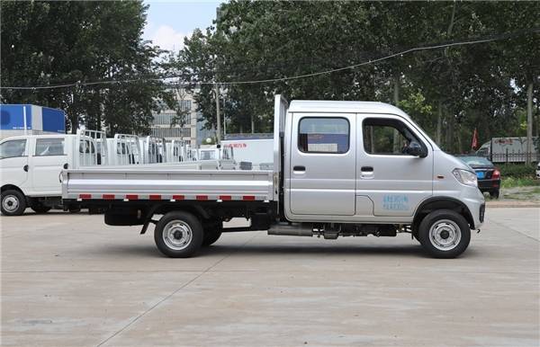 卡友故事丨 一辆车承载着老宋的梦想和生活(图2)