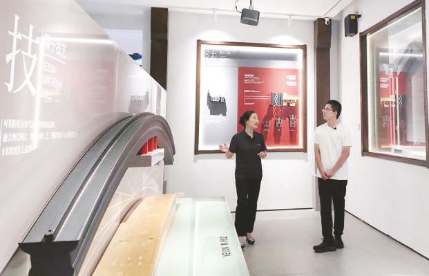 “齐鲁云采直播间”沉浸式走进邹平铝产业(图2)